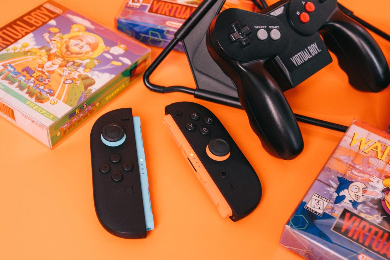 Те самые легендарные ножки-подставки, которые не дают девайсу улететь.